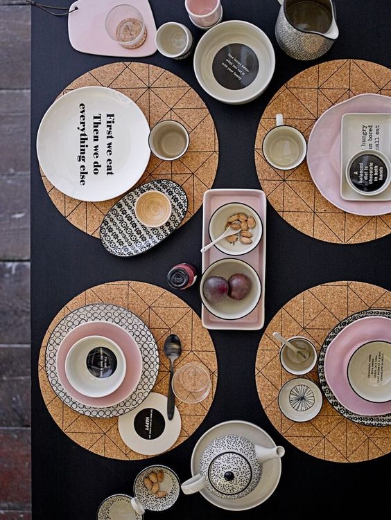 Cork interior design trend, surface & accessories ideas and inspiration