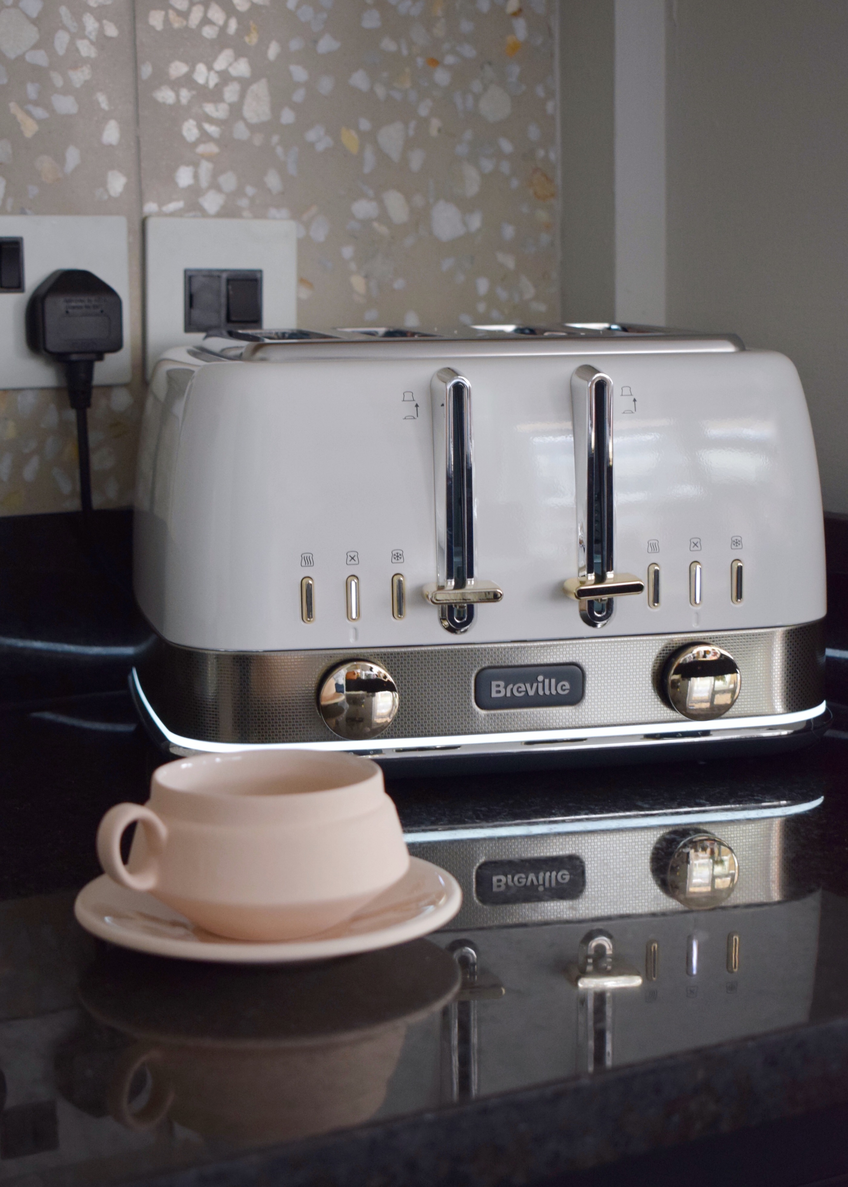 Breville New York Premium Kettle & toaster range inspired by Loft Style
